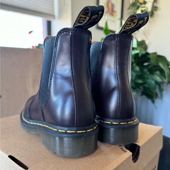 Dr Martens 2976 YS burgandy Unisex Like New w/ box - Picture 4 of 12